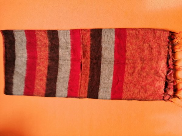 Dickes Tuch in rot-braun-grau-gestreift